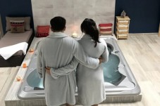 Terme e Degustazione in Toscana & Soggiorno per due