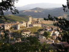 Castel Del Monte e soggiorno di 1 notte - Wonder Woman Location