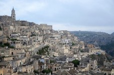 Una notte a Matera con SPA e visita privata dei Sassi, con pranzo tipico e degustazione			