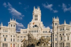 Tapas e tour storico attraverso la vecchia Madrid 