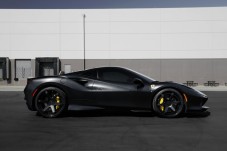 Ferrari F8 Tributo a Vallelunga – 3 giri