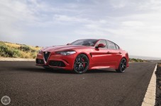 Un giro in Alfa Giulia in pista