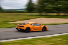 Un giro in pista con Lamborghini Huracan Evo