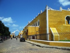 Chichen Itza e Valladolid visita guidata di una giornata e pranzo a buffet