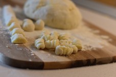 Preparazione degli gnocchi - Corso di cucina