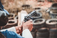 Tiro a segno con pistola calibro 9x21