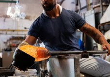 Tour a Murano sull'arte del vetro con dimostrazione di vetro soffiato e laboratorio