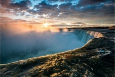 Trasferimento privato dall'aeroporto di Buffalo - Cascate del Niagara