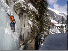 Ice Climbing - Arrampicata sul ghiaccio a Innsbruck