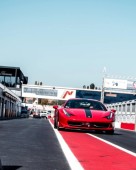 Guida una Ferrari F458 Italia 9 Giri Circuito Autodromo di Lombardore a Torino