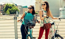 Tour in bici privata del Berlin Wall con guida locale
