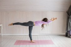 Lezione privata di Yin yoga in presenza