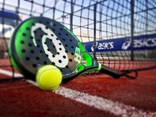 Lezioni private di Padel per 1 persona a Catania