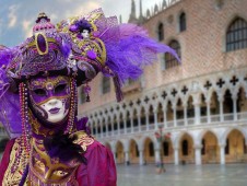 Serata speciale a Venezia: Tour dei fantasmi e leggende con degustazioni di vino e cibi