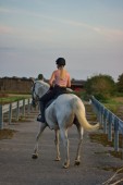 Premio passeggiata a cavallo per due 