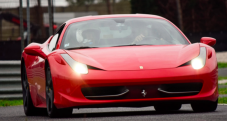 Battesimo in Ferrari 458 Due Giri Circuito il Saggitario Lazio