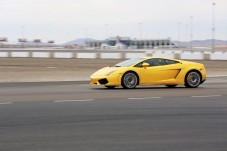 Un giro sulla Lamborghini Huracan & soggiorno 2 notti
