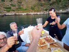 Tour del promontorio e aperitivo in gommone Milazzo