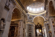 Skip the line Vatican tickets and Walk-on Walk-off tour pass (with 10 tours)