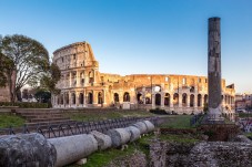 Ingresso salta fila per Colosseo, Foro Romano e Colle Palatino con visita guidata