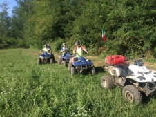 Escursione lunga in Quad 