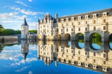 Tour dei castelli della Loira e degustazione di Vino da Parigi in giornata