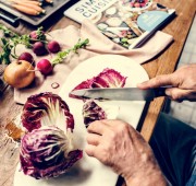 Tour del mercato alimentare e corso di cucina con un locale a Vicenza