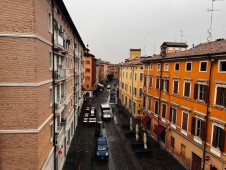 Emozione Gialloblù: Partita del Modena FC in Serie B per 2 persone