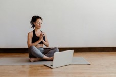 Pacchetto 10 Lezioni Yoga Online