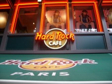 Hard Rock Cafe Parigi: posto a sedere prioritario con menu