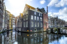 Viaggio Regalo ad Amsterdam in Coppia: Canali, Hotel 4* e Crociera Privata