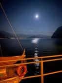 Tour in barca a vela sul Lago d'Iseo