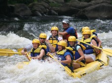 Discesa di Rafting - 2 ore & soggiorno 1 notte