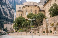 Tour guidato di Montserrat con giro a cavallo