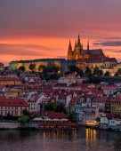 Addio al Nubilato a Praga: Limousine con Strip