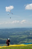 Lancio col parapendio ad alta quota a Torino