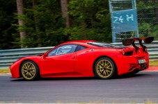 Cinque giri in pista con Ferrari F8 Tributo 