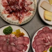 Degustazione di Vini con Assaggi Locali- Pisa