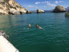 Tour giornaliero in esclusiva in gommone con skipper nel Golfo di Cagliari