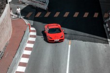 Guida una Ferrari 488 Spider 10 minuti