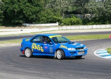 2 giri in pista da passeggero su Subaru Impreza a Pavia