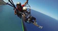 Parapendio biposto con pilota Sicilia