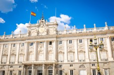Early entry Palacio Real and best of Madrid tour with rooftop panorama