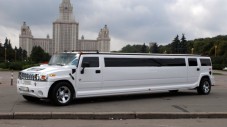 Addio al Celibato a Budapest: Hummer e Strip