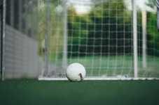Emozione Gialloblù: Partita del Modena FC in Serie B per 2 persone
