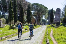 Noleggio E-Bike per l'intera giornata alla scoperta del parco dell'Appia Antica