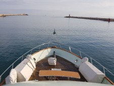 Escursioni Esclusive in Barca Lungo i Litorali Italiani 