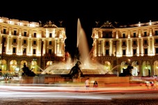 Romantico tour serale di Roma a bordo di una FIAT 500 vintage