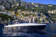 Emozionante esperienza in barca a Capri