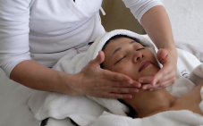Regala trattamento viso anti age